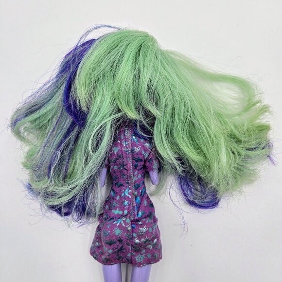 Monster High Twyla Boogeyman New Scaremester Doll Mattel Read - Picture 15 of 16